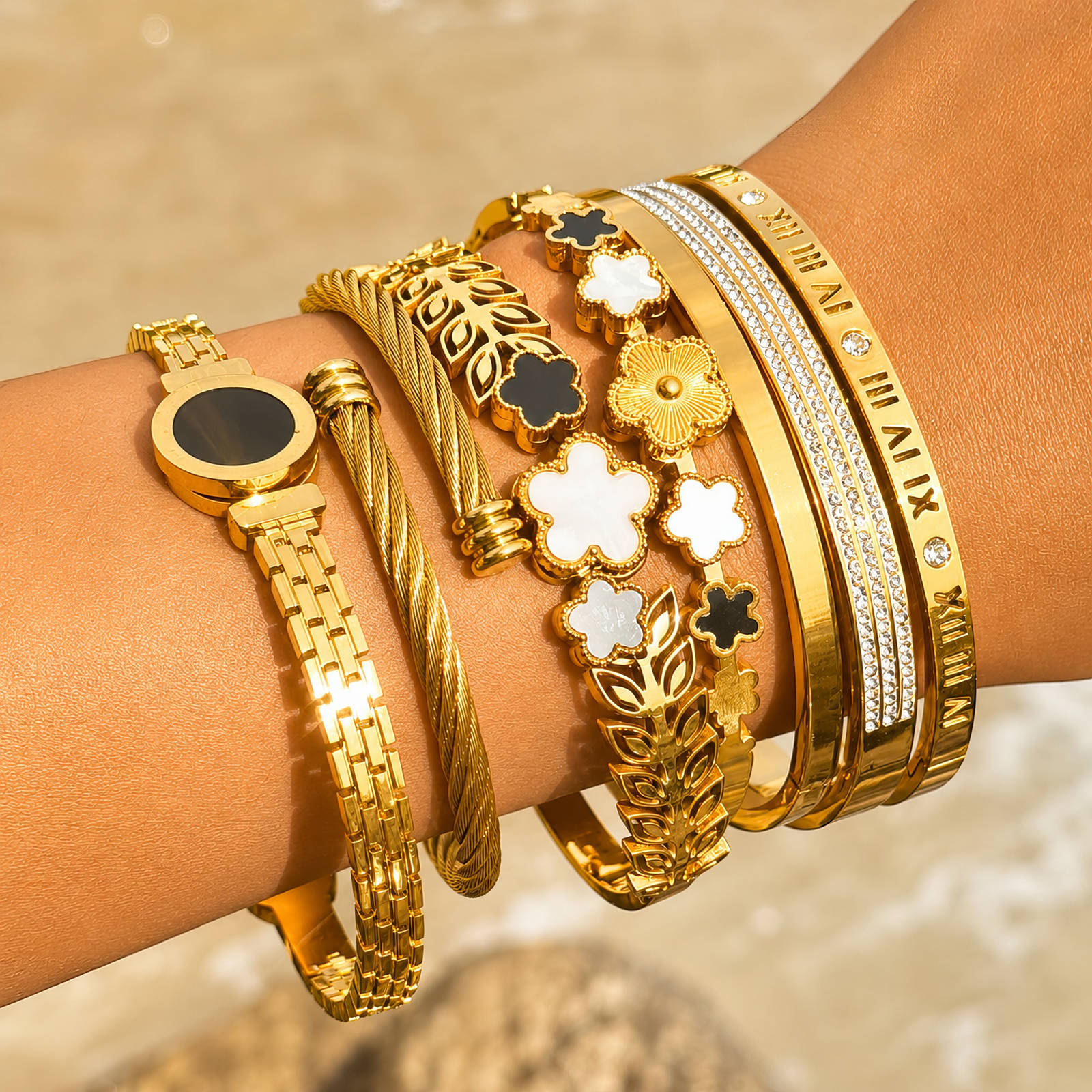 "Flowers" PVD Gold-Plated Steel Bracelet - Intensity