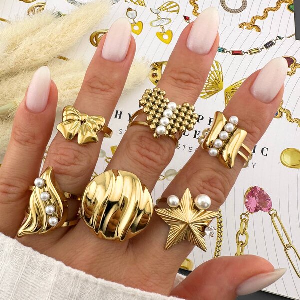 "Bow" Ring, 18K Gold Plated Steel