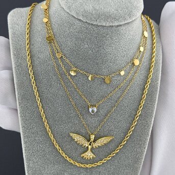 18K gold plated Stainless steel  "Hearts" necklace, Intensity