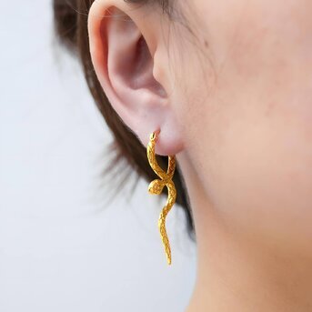 18K gold plated Stainless steel  "Snakes" earrings, Intensity