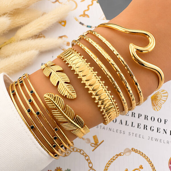 "Leaves" Bracelet, 18K Gold Plated Steel