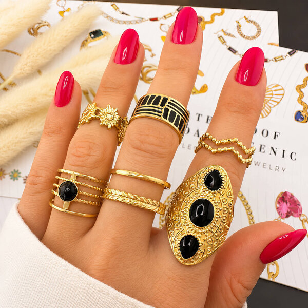 "Flowers" Ring, 18K Gold Plated Steel