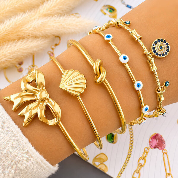 "Seashell" Bracelet, 18K Gold Plated Steel