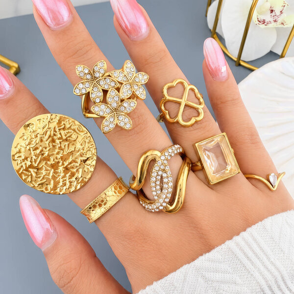 "Flower" PVD Gold-Plated Stainless Steel Ring - Intensity