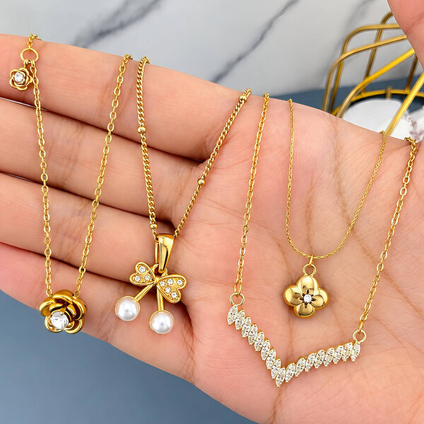 "Cherries" PVD Gold-Plated Steel Necklace - Intensity